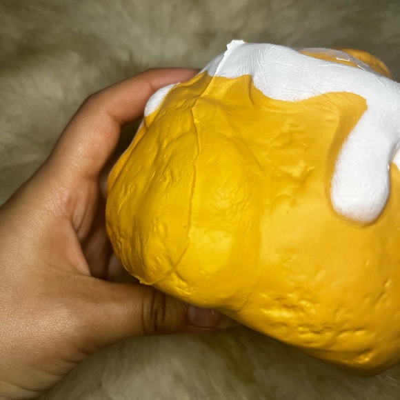 Set of two sweet treat squishies - Picture 3 of 5